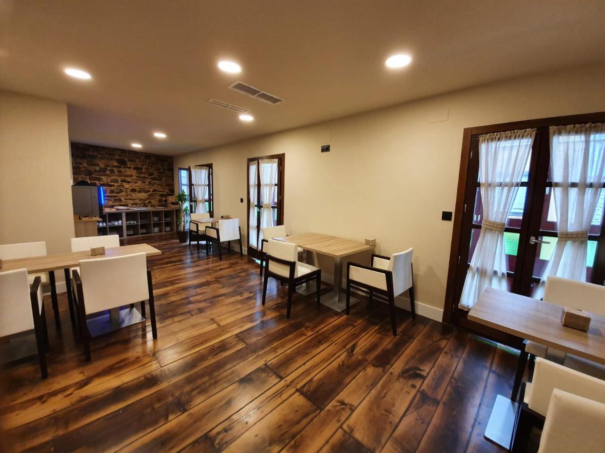 Albergue Casa Cuartel A Fonsagrada エクステリア 写真