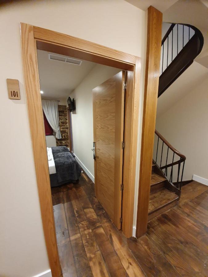 Albergue Casa Cuartel A Fonsagrada エクステリア 写真