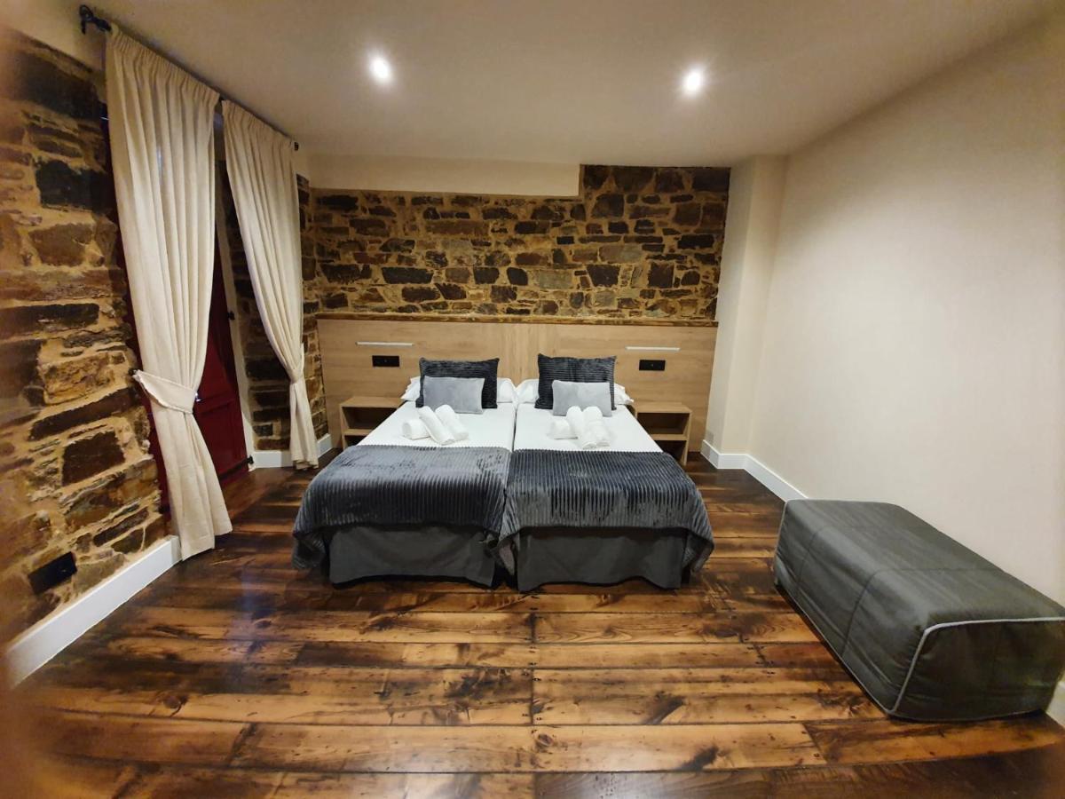 Albergue Casa Cuartel A Fonsagrada エクステリア 写真