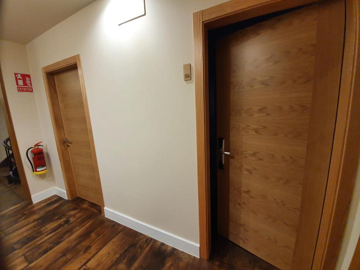 Albergue Casa Cuartel A Fonsagrada エクステリア 写真